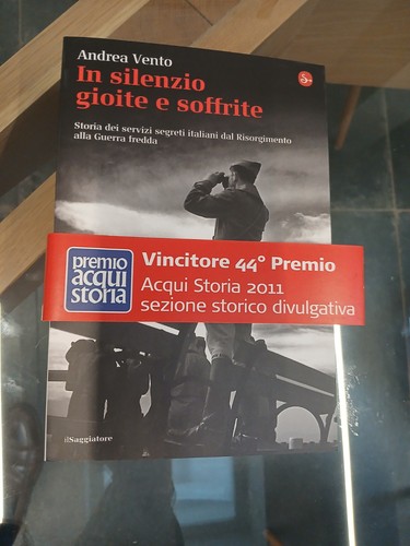 Silenzio gioite soffrite - in,