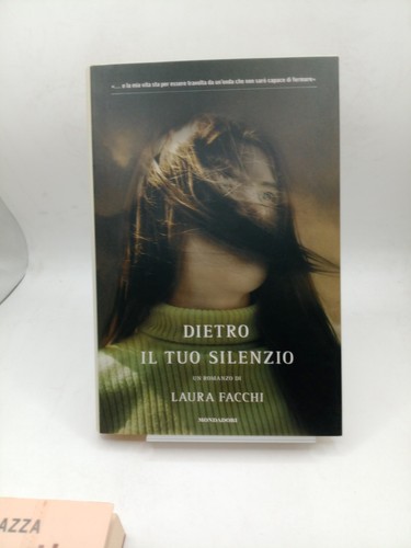 Dietro tuo silenzio - dietro,